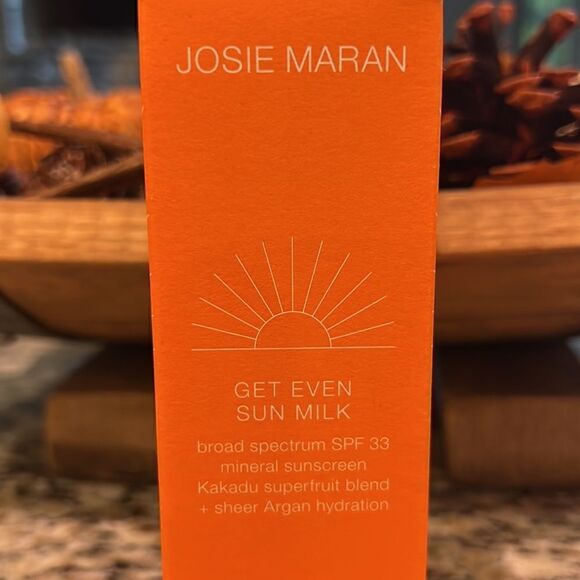 Josie Maran Get Even Sun Milk SPF 33 brand new sunscreen - Picture 8 of 10